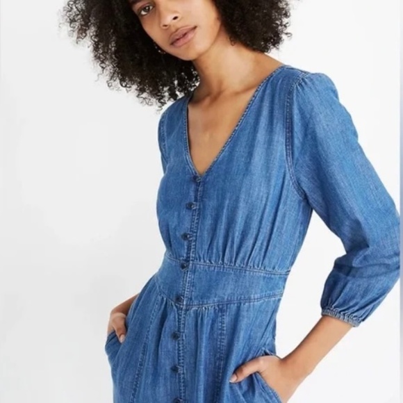 Madewell Denim Pieced Waist Midi Dress in Mariden Wash - Picture 3 of 7